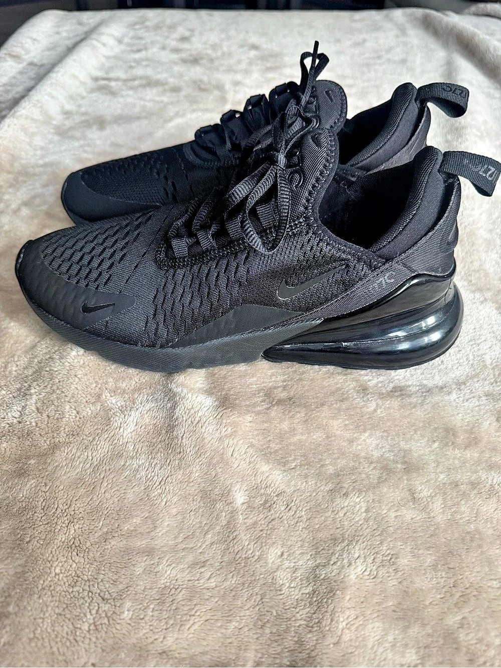 Nike Air Max 270 Triple Black Sneakers Black US 8.5